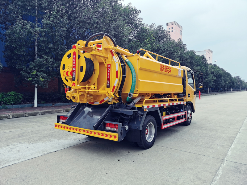 中潔牌XZL5070GQW6型清洗吸污車(chē)