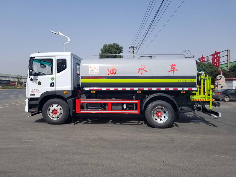 中潔牌XZL5160GSS6型灑水車(chē)