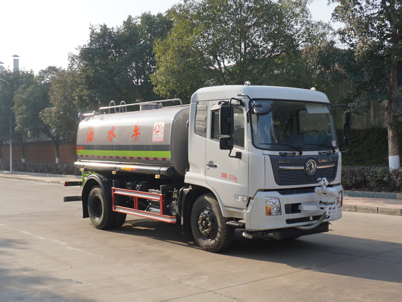 中潔牌XZL5166GSS6型灑水車(chē)