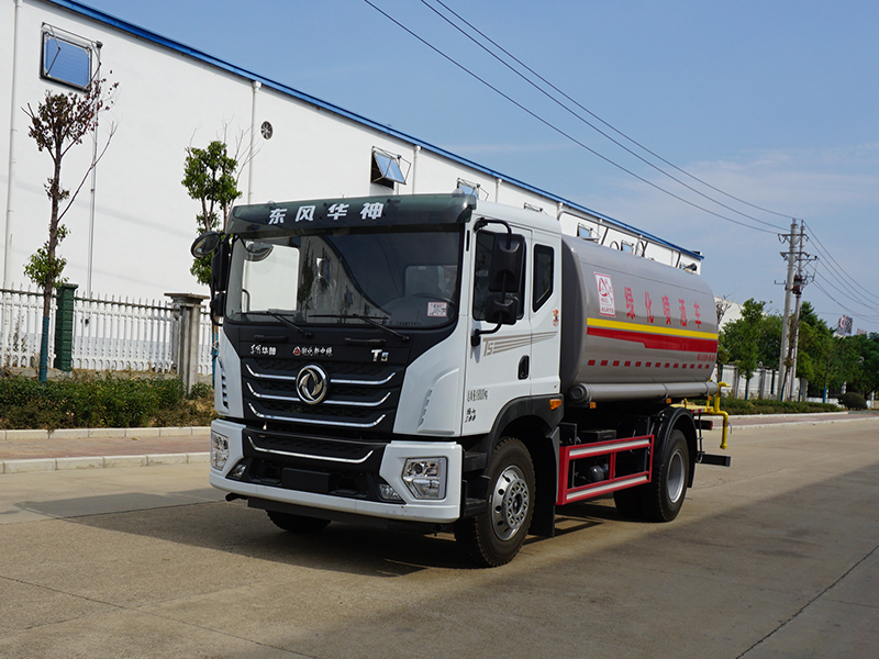 中潔牌XZL5183GPS6型綠化噴灑車(chē)