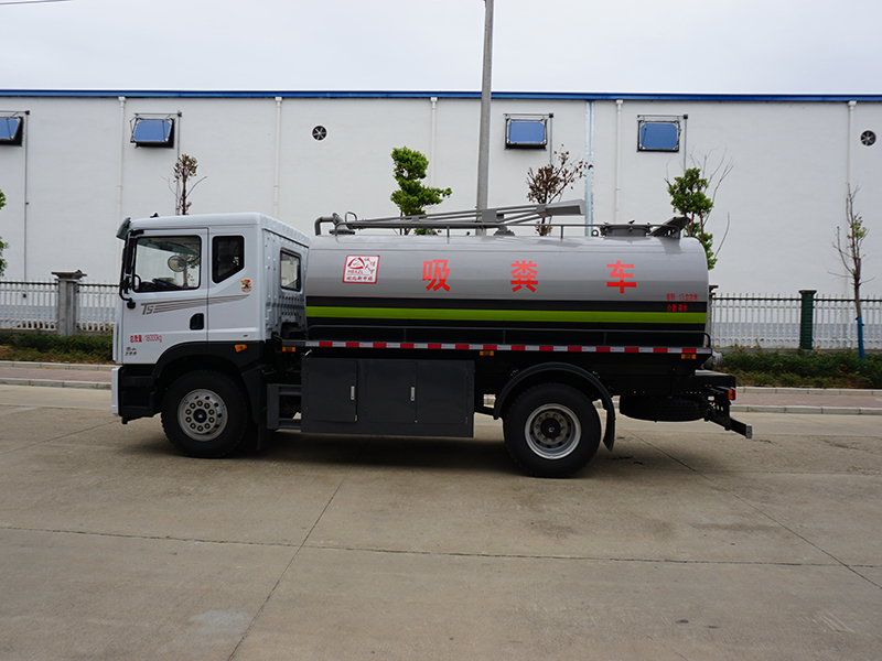 中潔牌XZL5183GXE6型吸糞車(chē)